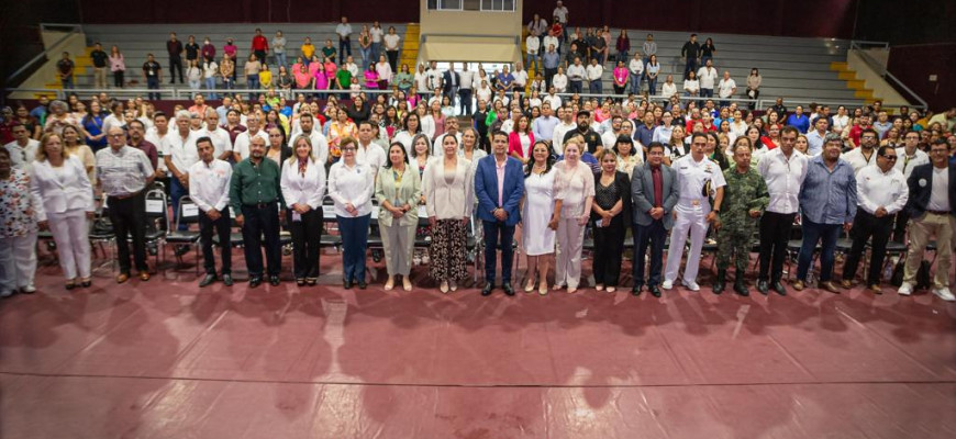 Reconocen docentes a Alcalde Mario López por su compromiso con la educación inclusiva