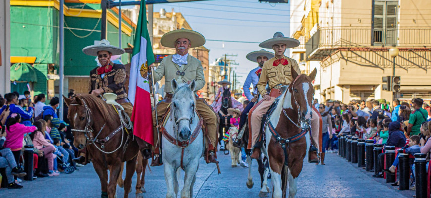 Organiza Gobierno de Matamoros a través de SECUDE, desfile conmemorativo del 20 de noviembre