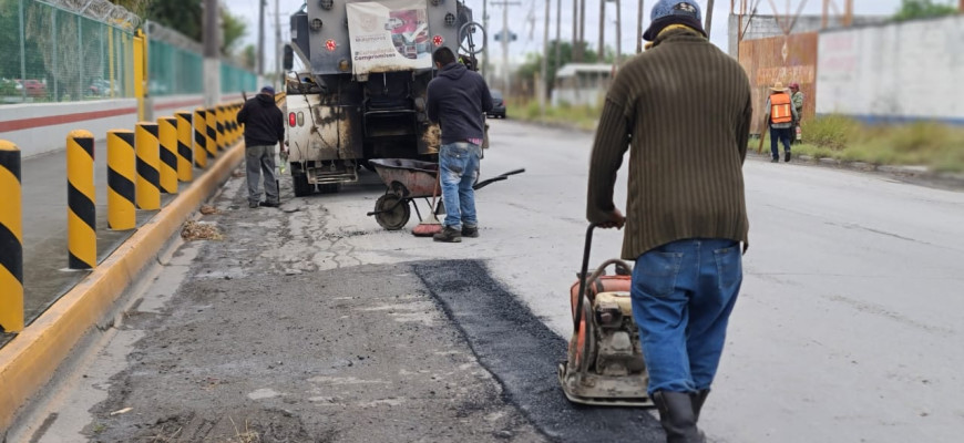 Realiza Gobierno de Matamoros trabajos de bacheo en avenidas y accesos a colonias