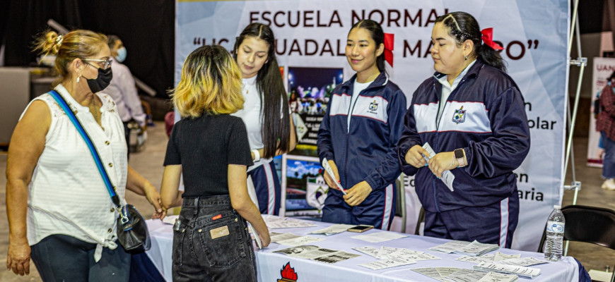 Gobierno de Matamoros realiza con éxito Expo Orienta Universidad; asisten 800 alumnos